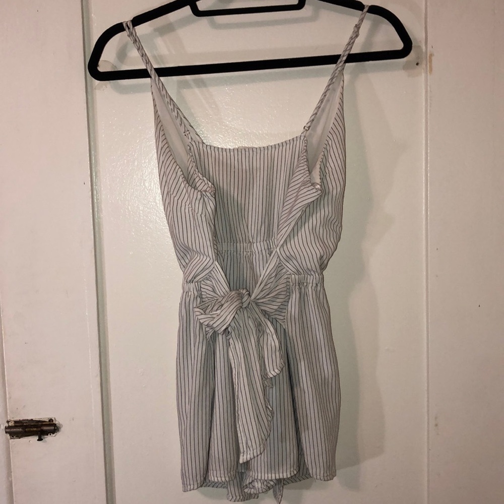 white thin stripe romper - Picture 3 of 7